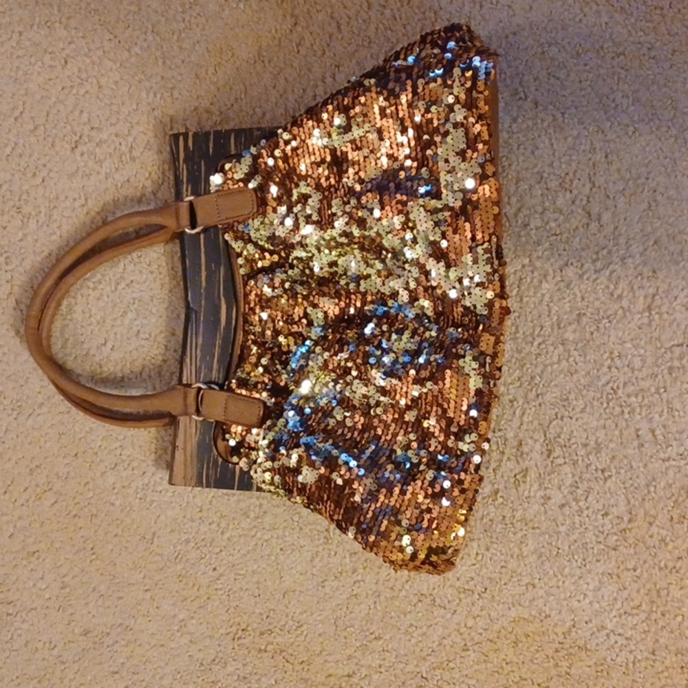 Medium size handbag